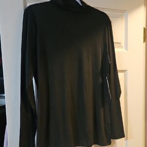 Women's Black Long Sleeve Top